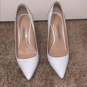 Charles David white pumps